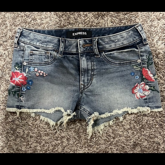 Express low rise jean shorts 00 - Picture 4 of 5